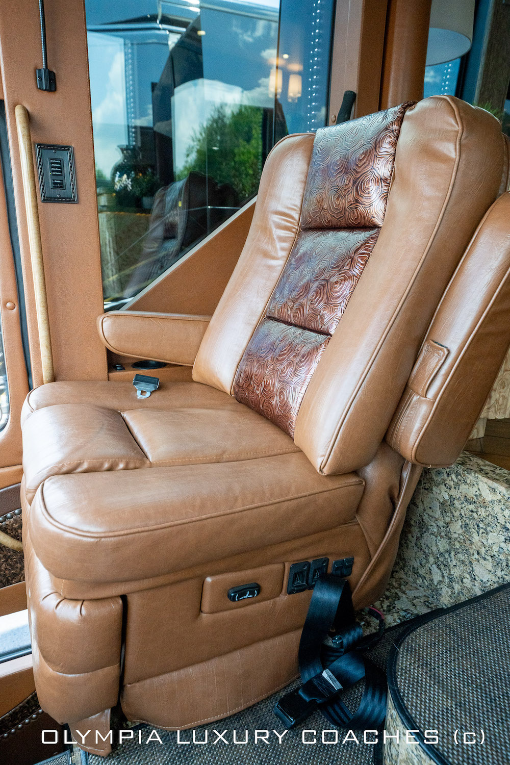 2012 Prevost Millennium H3-45 For Sale