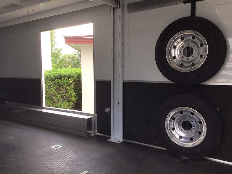 2013 Prevost Trailer For Sale