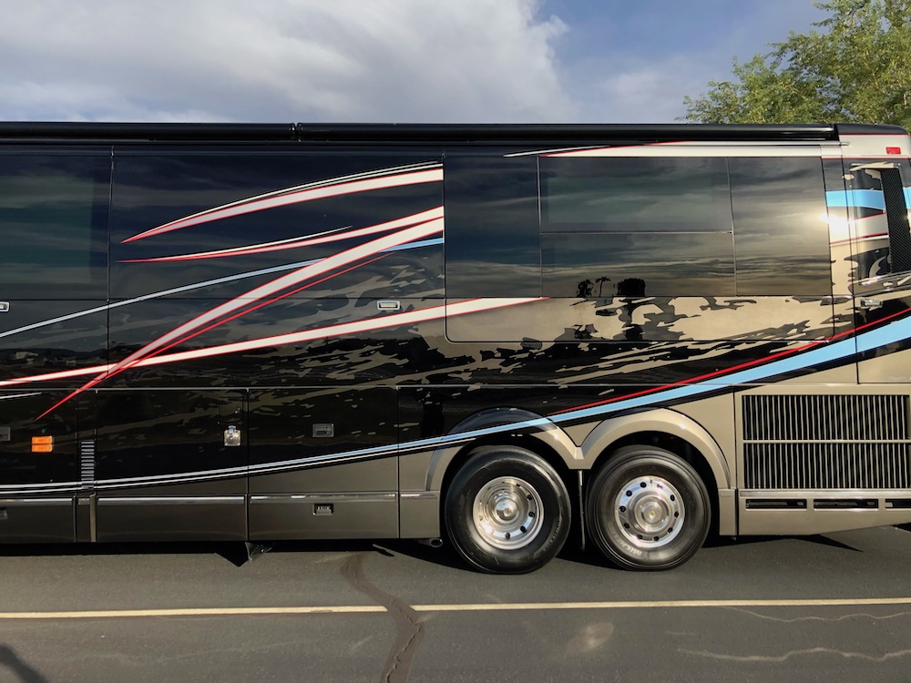 2013 Prevost Liberty H3-45 For Sale