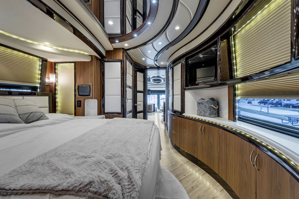 2013 Prevost Liberty H3-45 For Sale