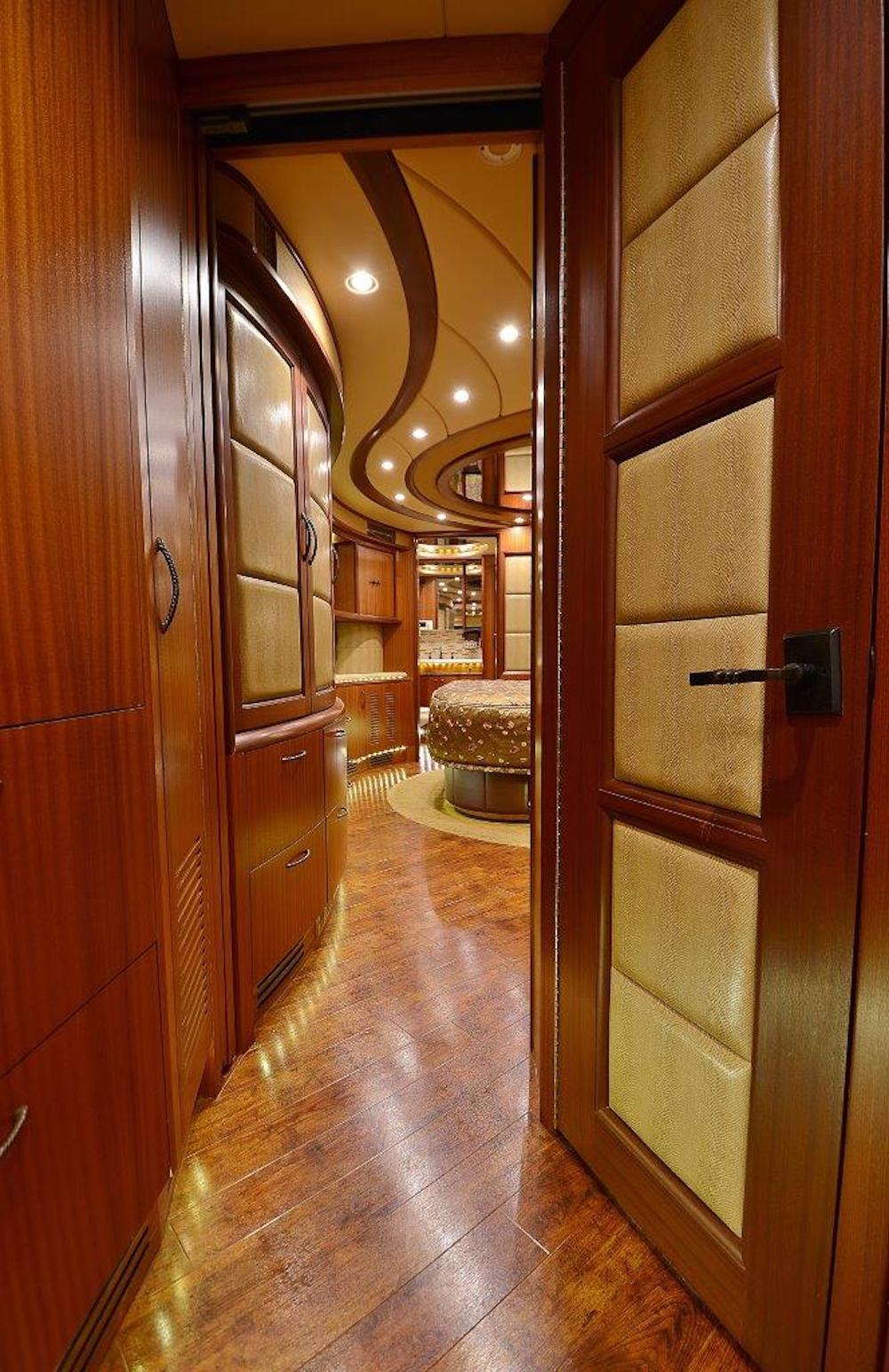 2013 Prevost Liberty H3-45 For Sale