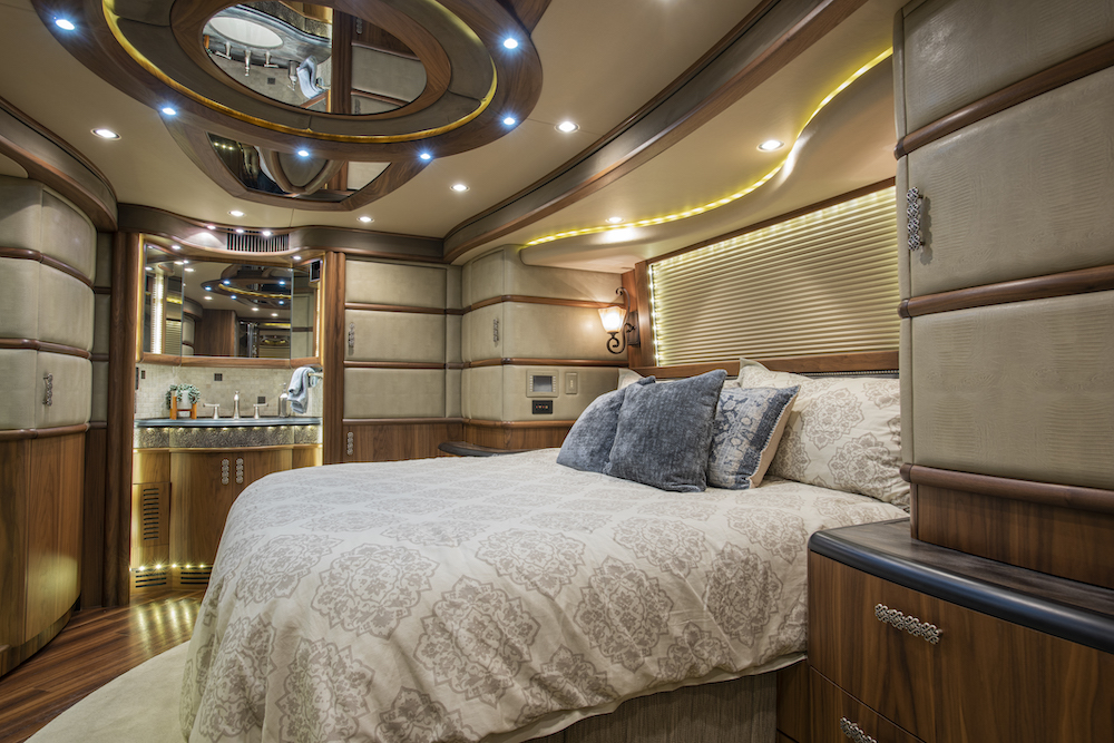 2013 Prevost Liberty H3-45 For Sale