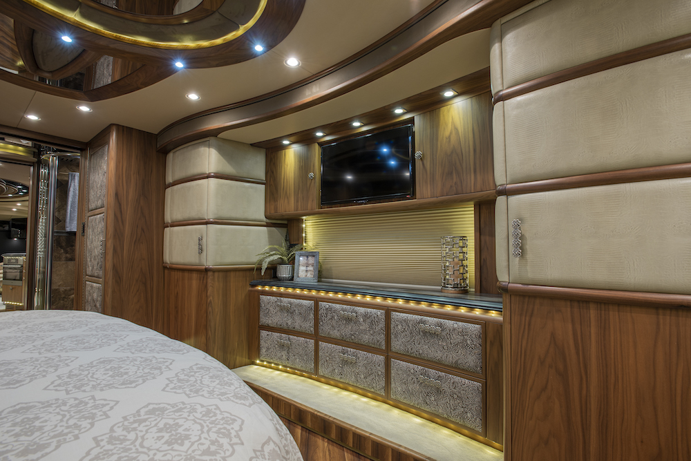 2013 Prevost Liberty H3-45 For Sale