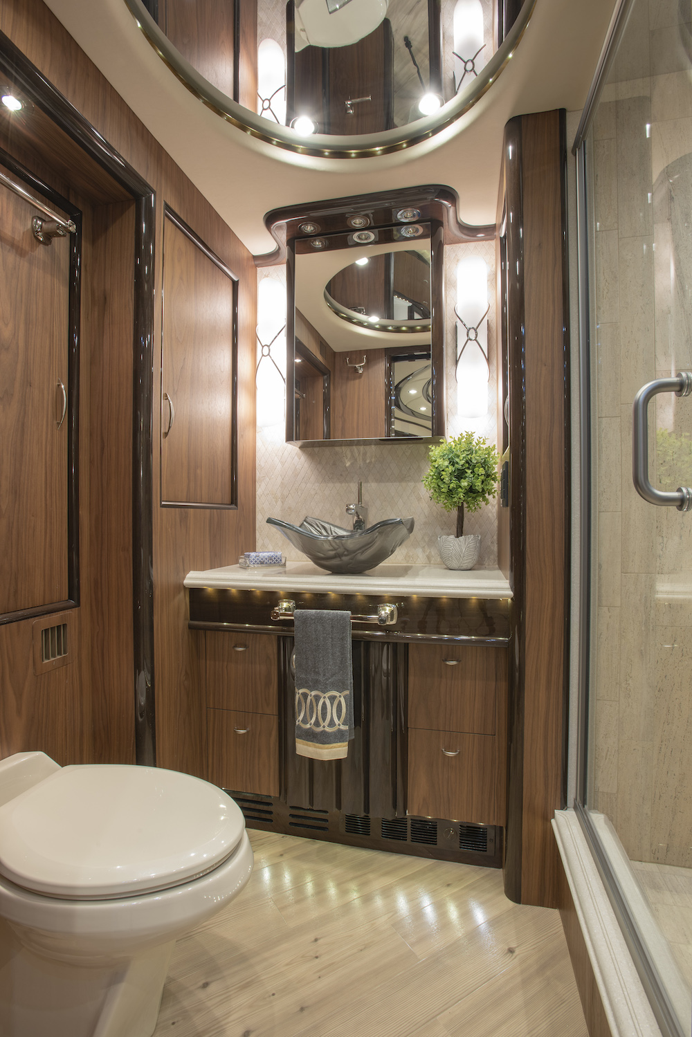 2013 Prevost Liberty H3-45 For Sale