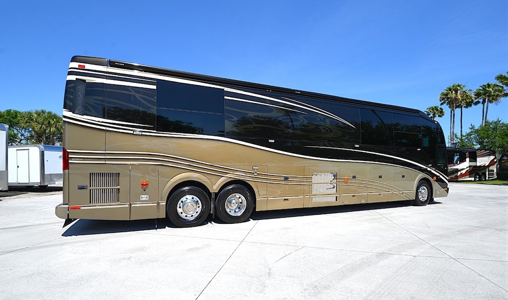 2013 Prevost Liberty H3-45 For Sale