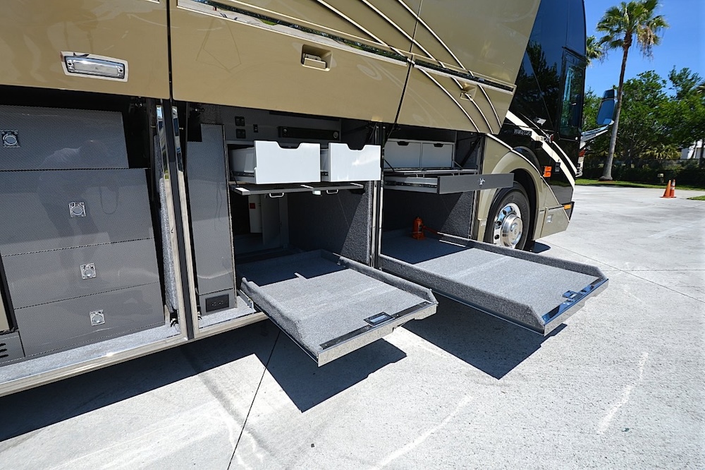 2013 Prevost Liberty H3-45 For Sale