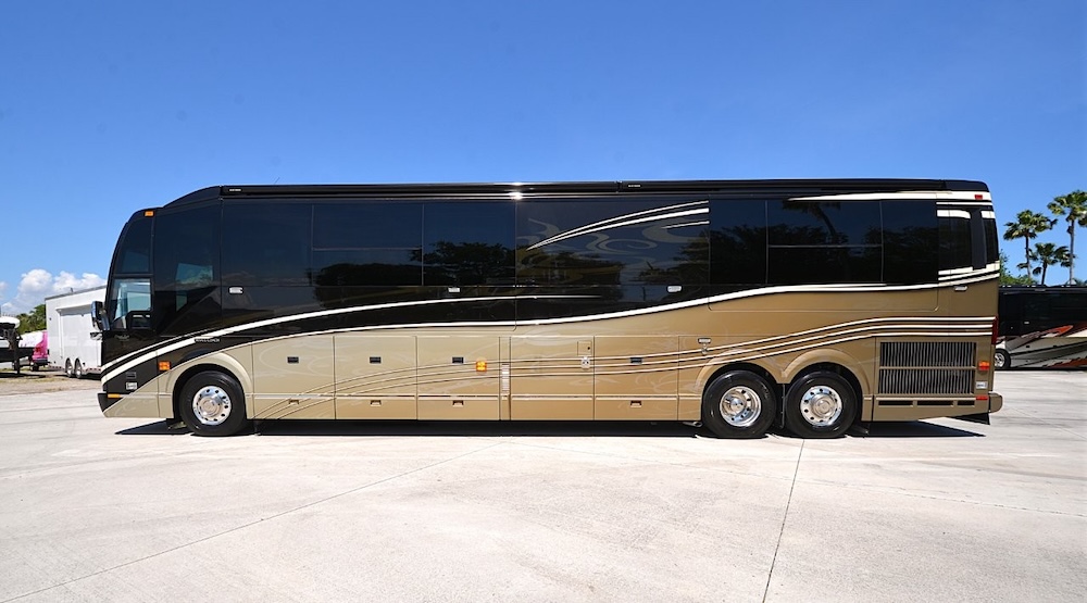 2013 Prevost Liberty H3-45 For Sale