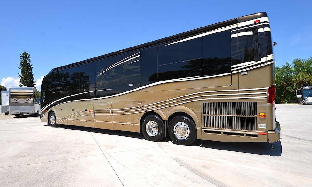 2013 Prevost Liberty H3-45 For Sale