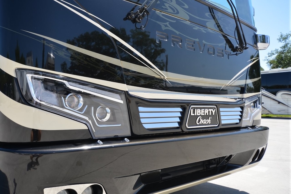 2013 Prevost Liberty H3-45 For Sale