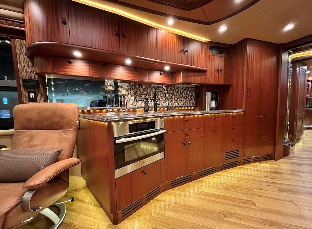 2013 Prevost Liberty  H3-45 For Sale