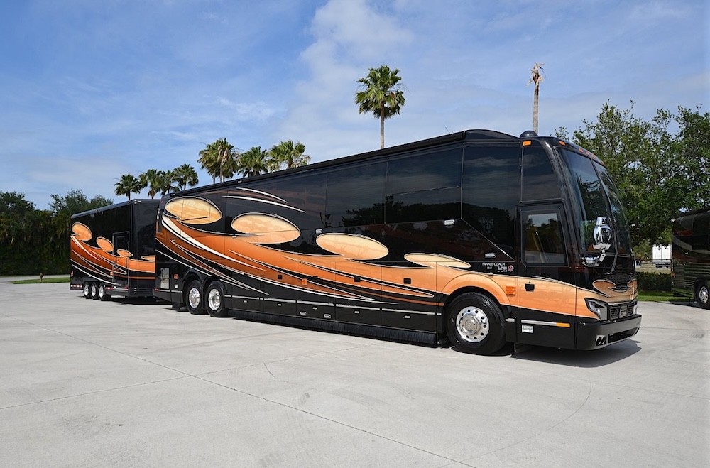 2013 Prevost Liberty H3-45 For Sale