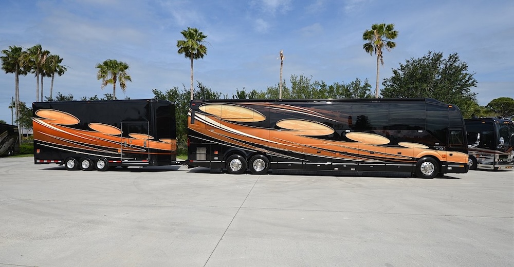 2013 Prevost Liberty H3-45 For Sale