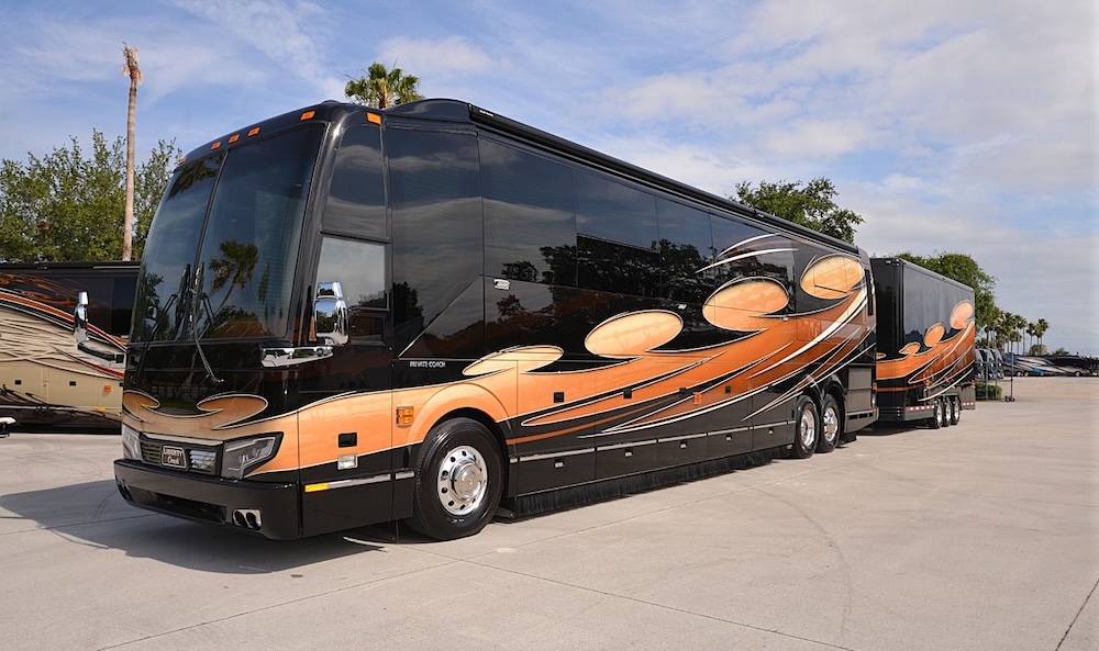 2013 Prevost Liberty H3-45 For Sale