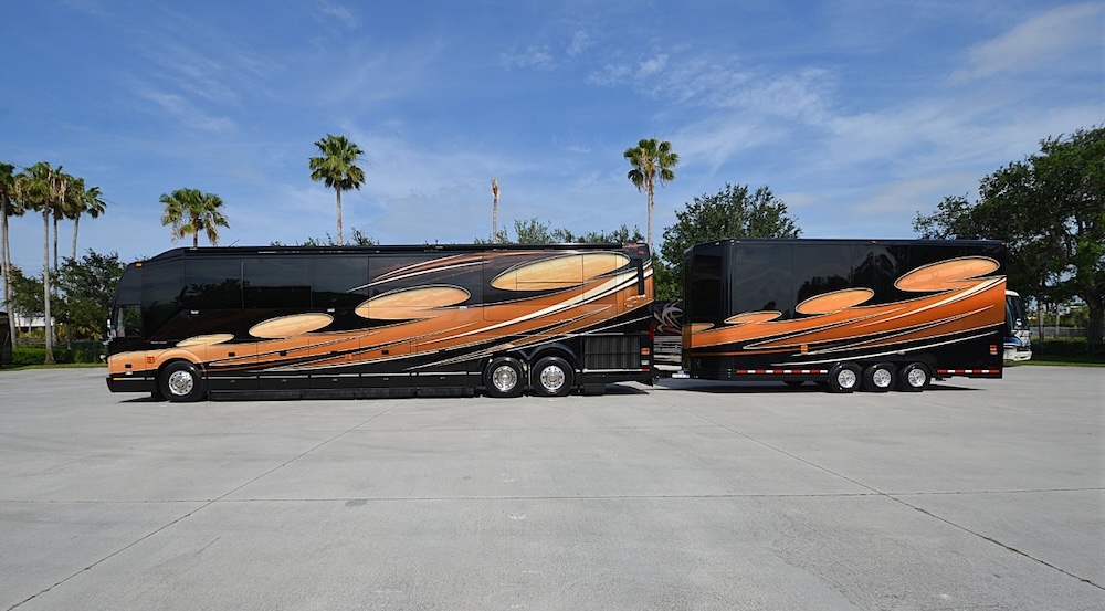 2013 Prevost Liberty H3-45 For Sale
