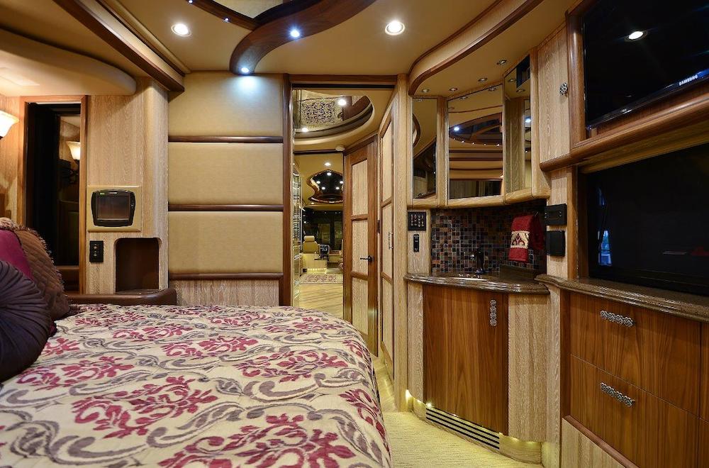 2013 Prevost Liberty X3 For Sale
