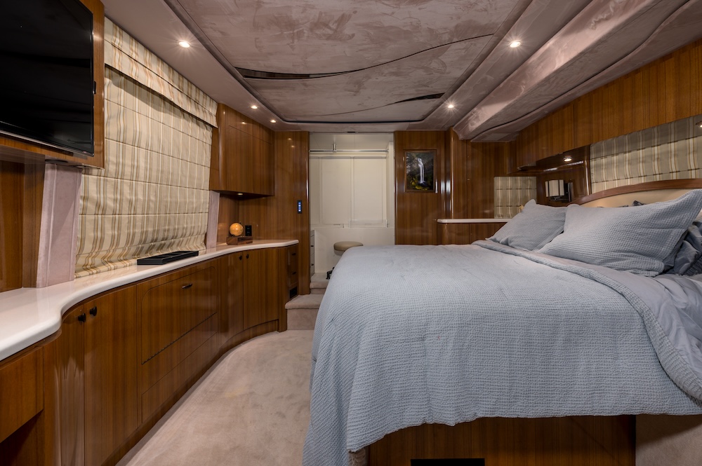 2013 Prevost  Marathon XLII For Sale