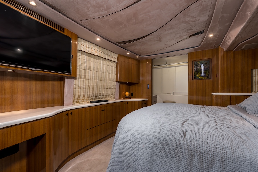 2013 Prevost  Marathon XLII For Sale