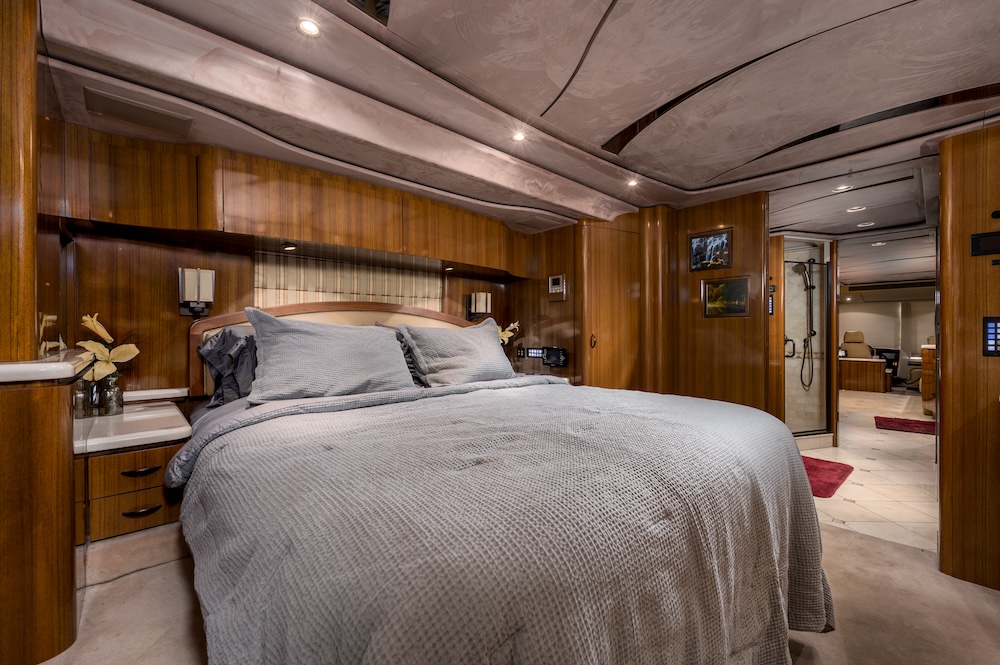 2013 Prevost  Marathon XLII For Sale