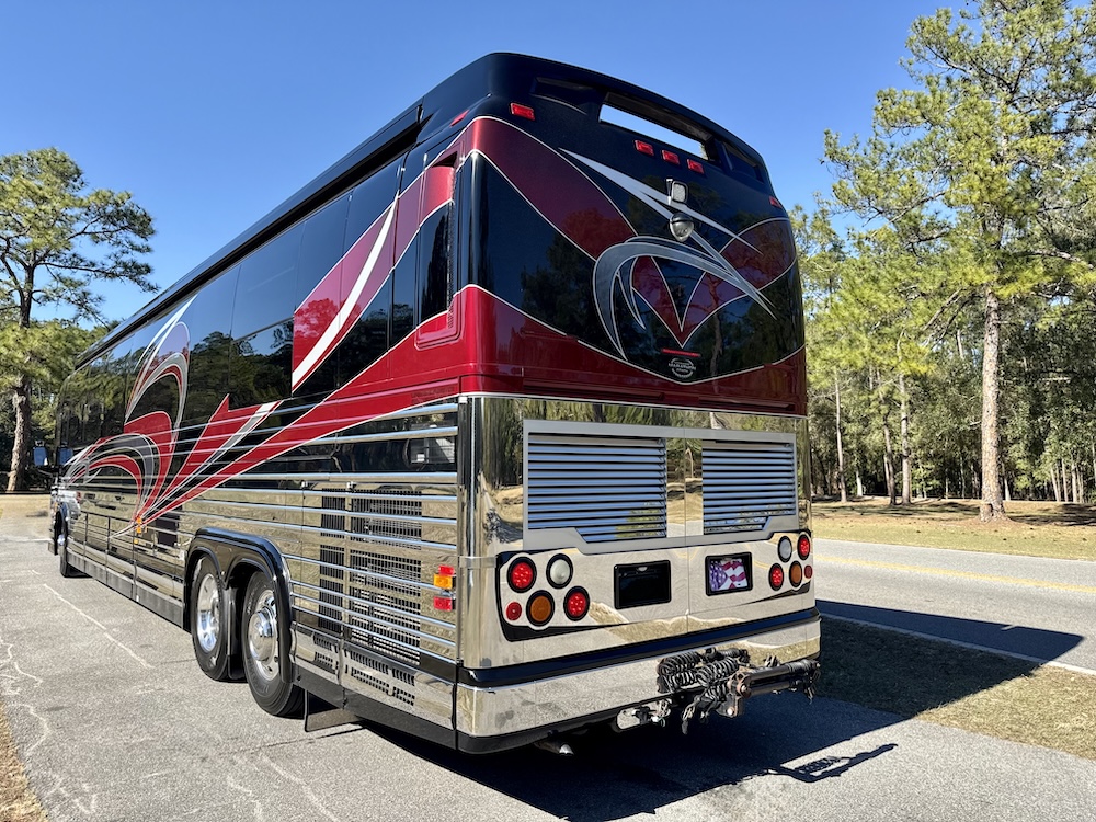 2013 Prevost Marathon XLII For Sale