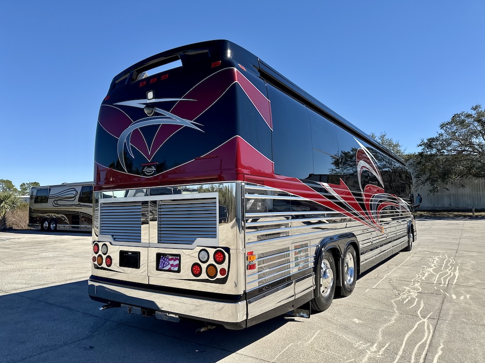 2013 Prevost Marathon XLII For Sale