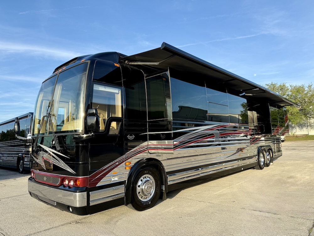 2013 Prevost Marathon XLII For Sale