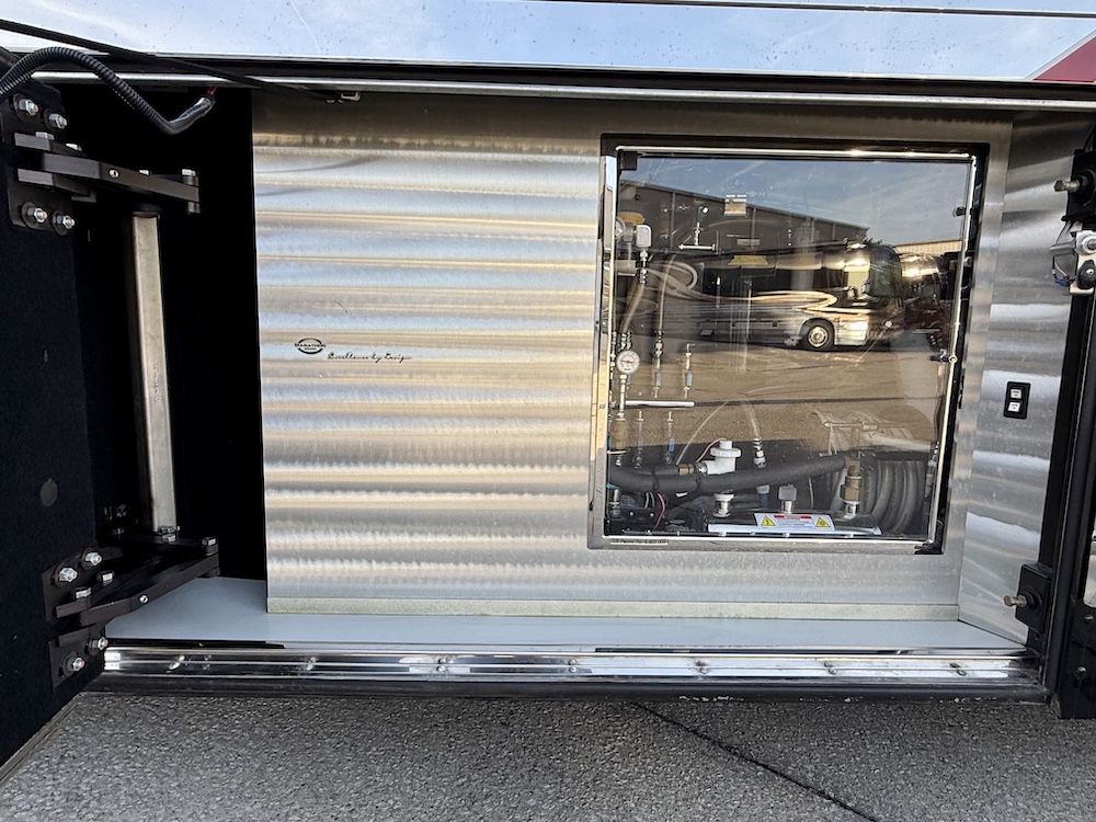 2013 Prevost Marathon XLII For Sale