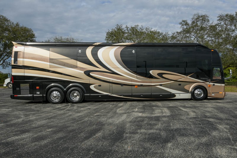 2013 Prevost  Millennium H3-45 For Sale