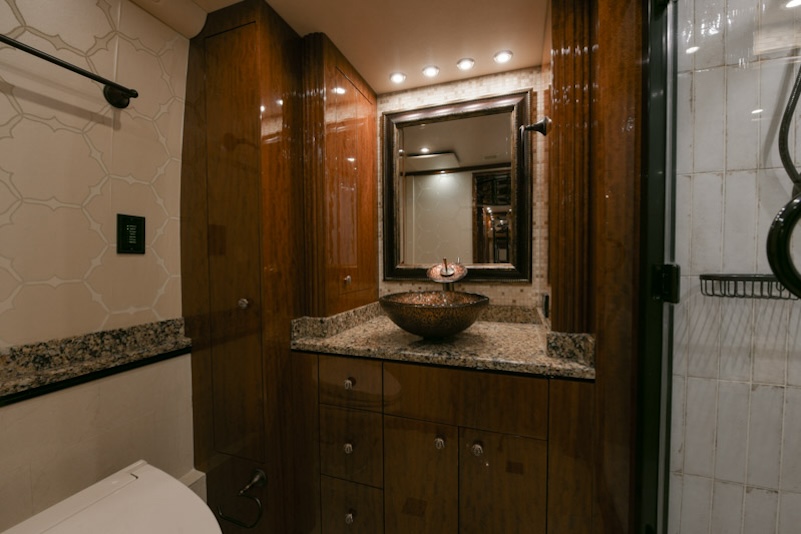 2013 Prevost  Millennium H3-45 For Sale