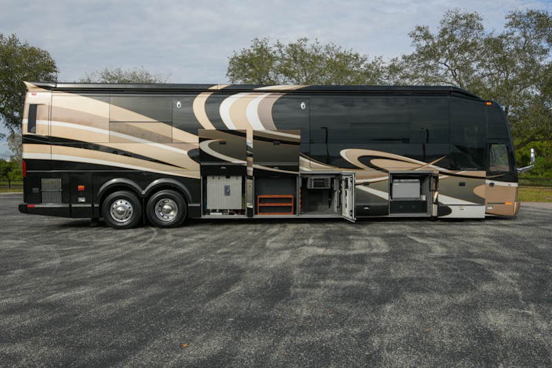 2013 Prevost  Millennium H3-45 For Sale