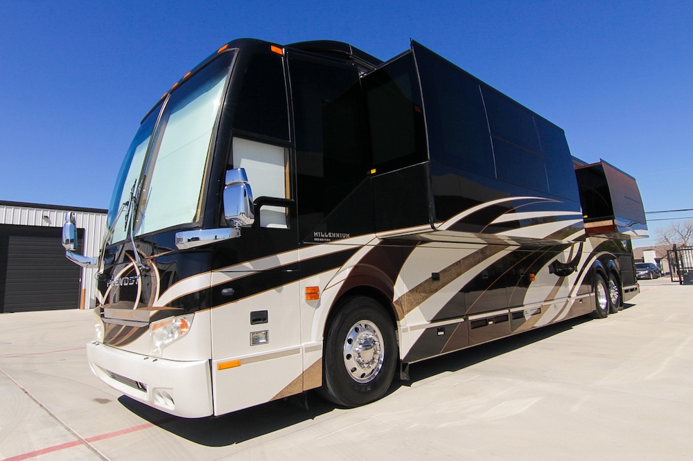 2013 Prevost Millennium H3-45 For Sale