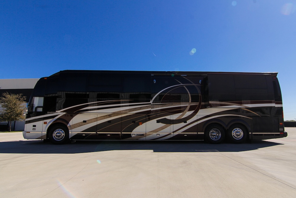 2013 Prevost Millennium H3-45 For Sale