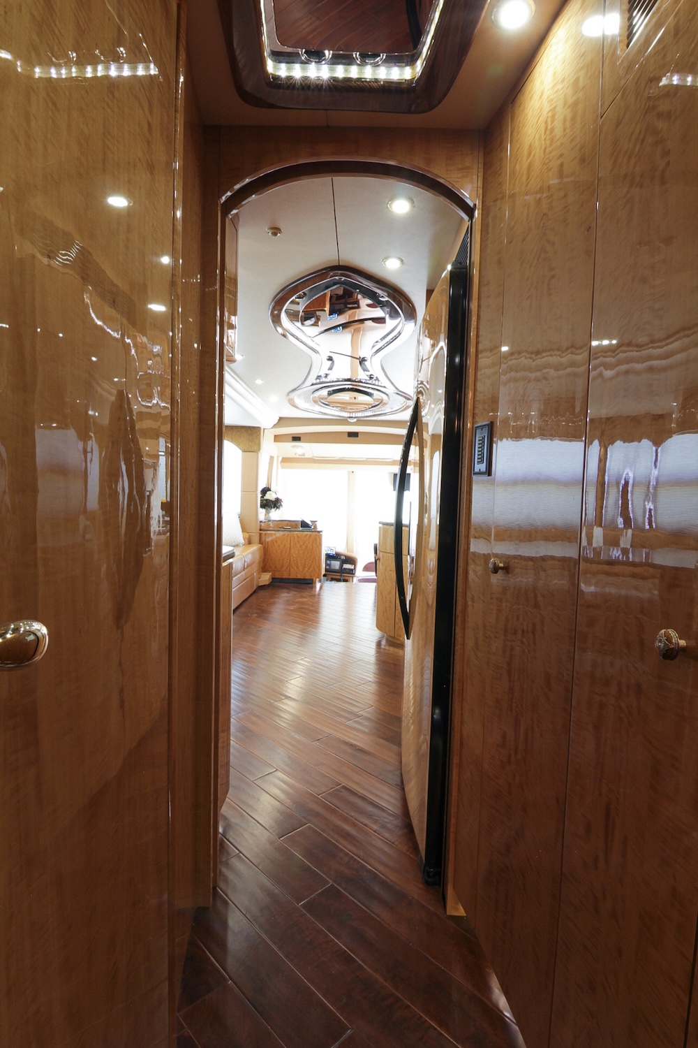 2013 Prevost Millennium H3-45 For Sale