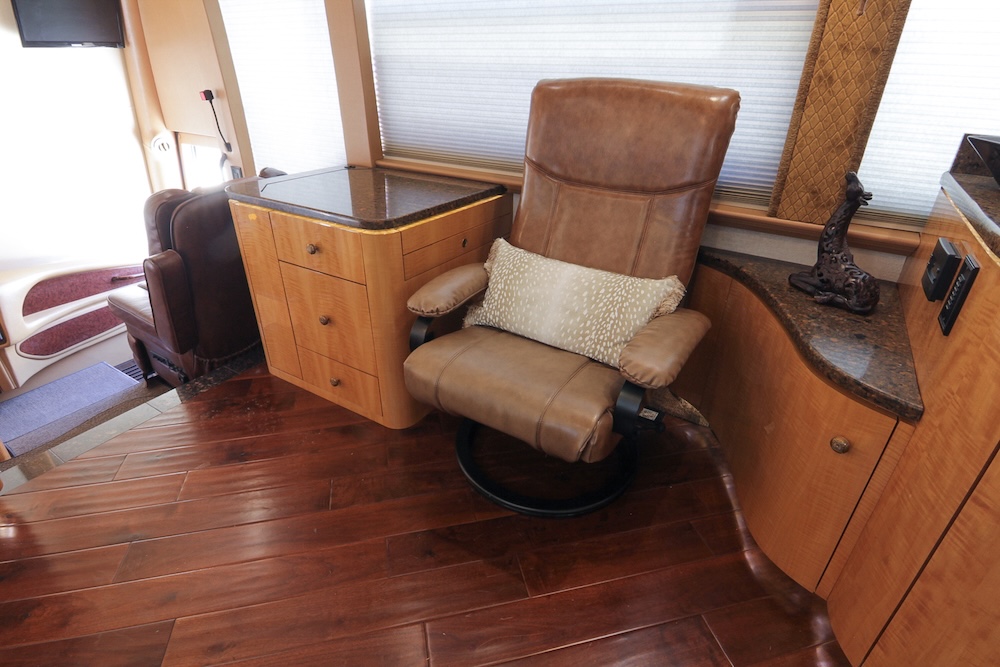 2013 Prevost Millennium H3-45 For Sale
