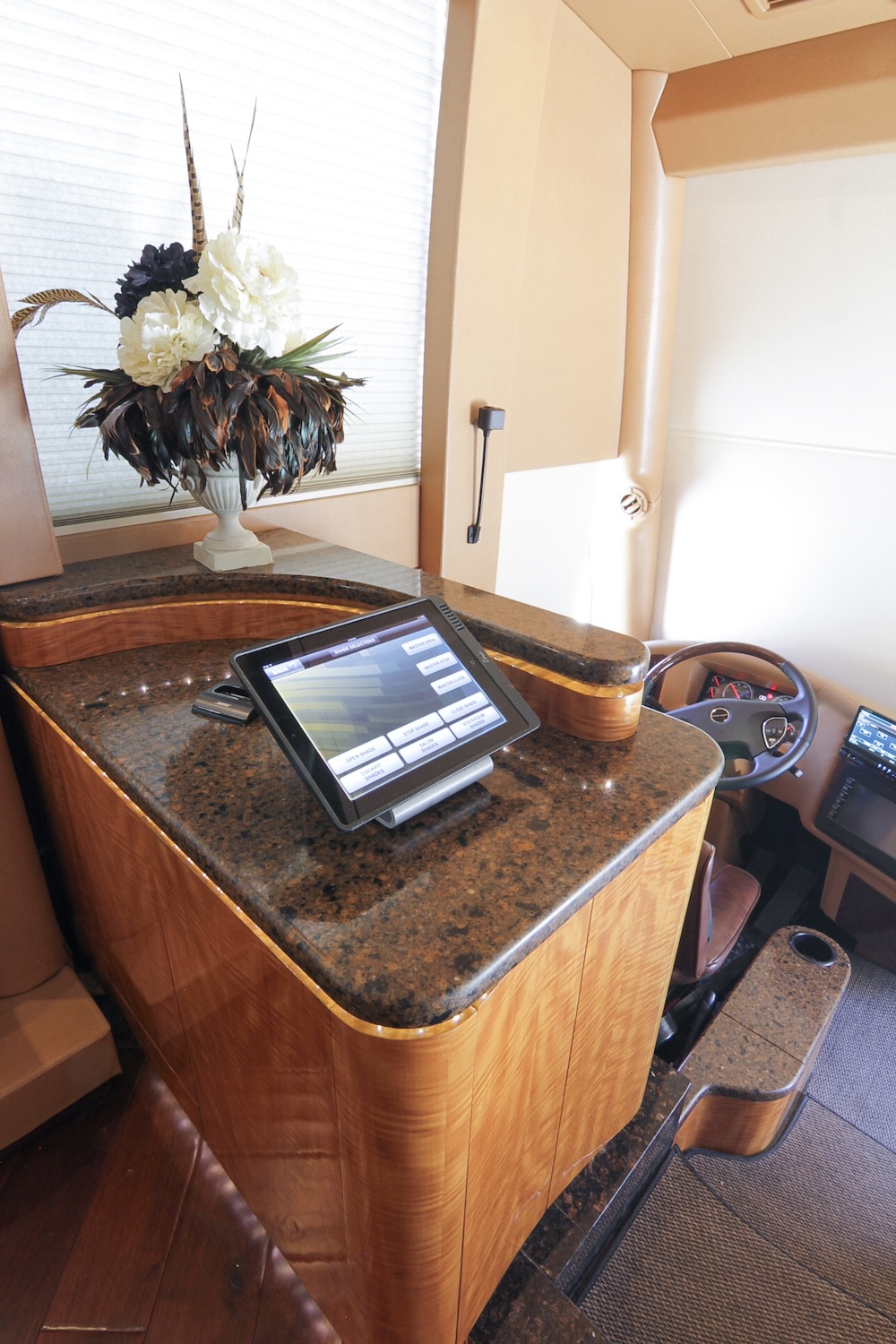 2013 Prevost Millennium H3-45 For Sale