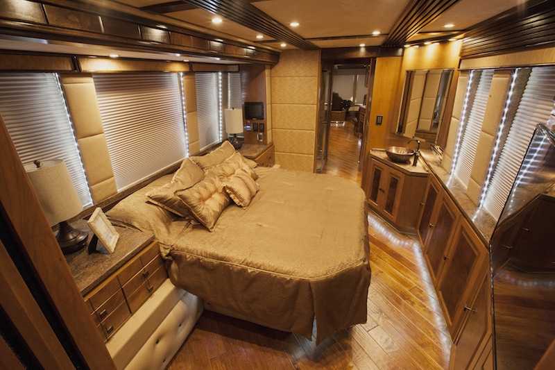 2014 Prevost Emerald X3 For Sale