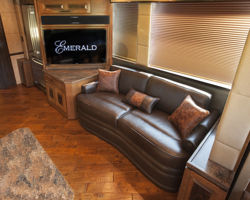 2014 Prevost Emerald X3 For Sale