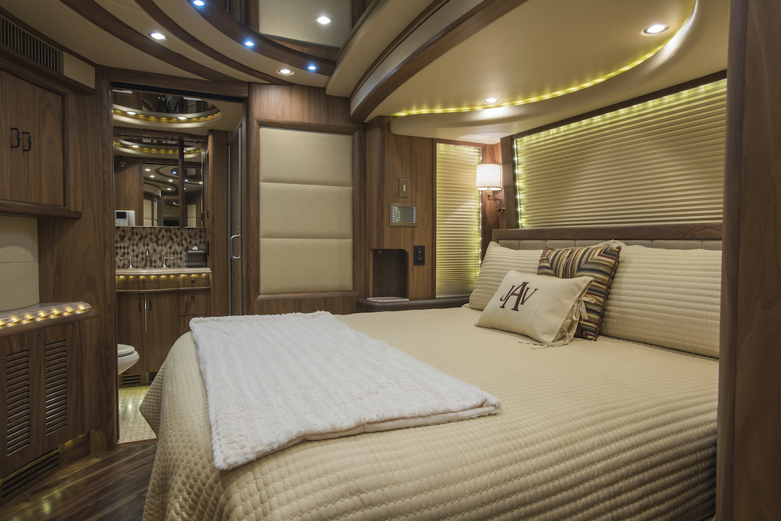 2014 Prevost Liberty H3-45 For Sale