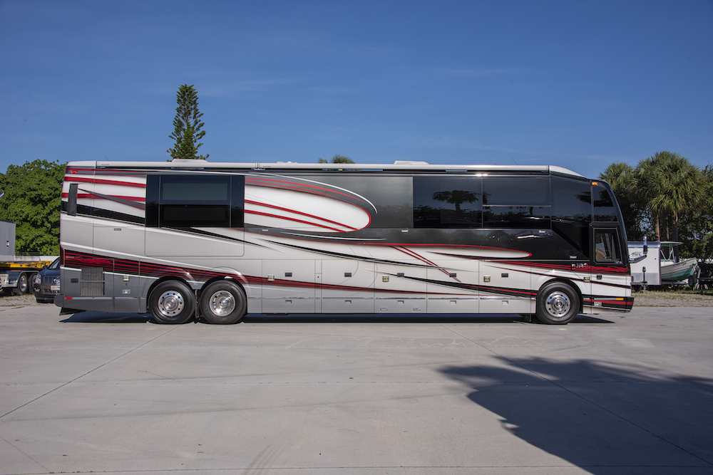 2014 Prevost Liberty H3-45 For Sale