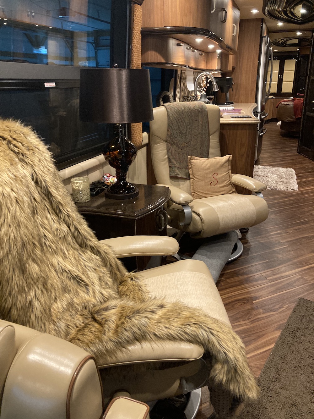 2014 Prevost Liberty H3-45 For Sale