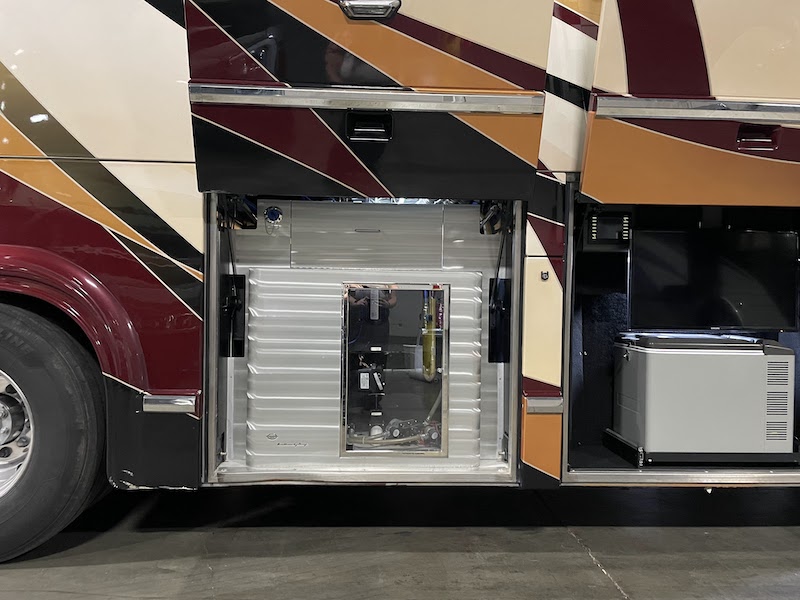 2014 Prevost Marathon H3-45 For Sale