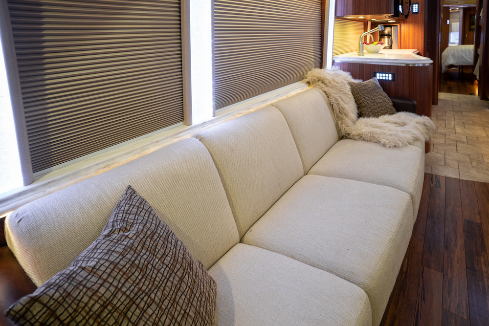 2014 Prevost Marathon H3-45 For Sale