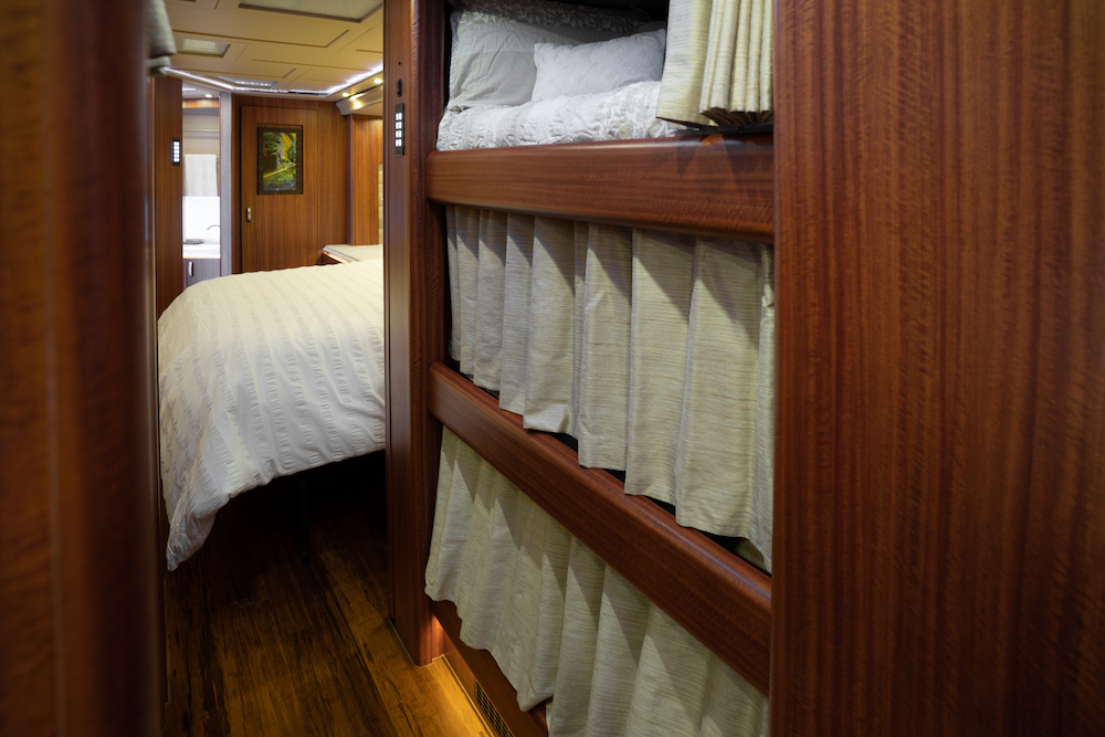 2014 Prevost Marathon H3-45 For Sale