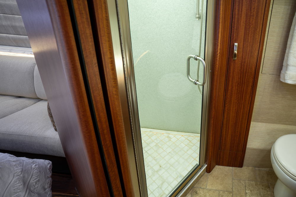 2014 Prevost Marathon H3-45 For Sale