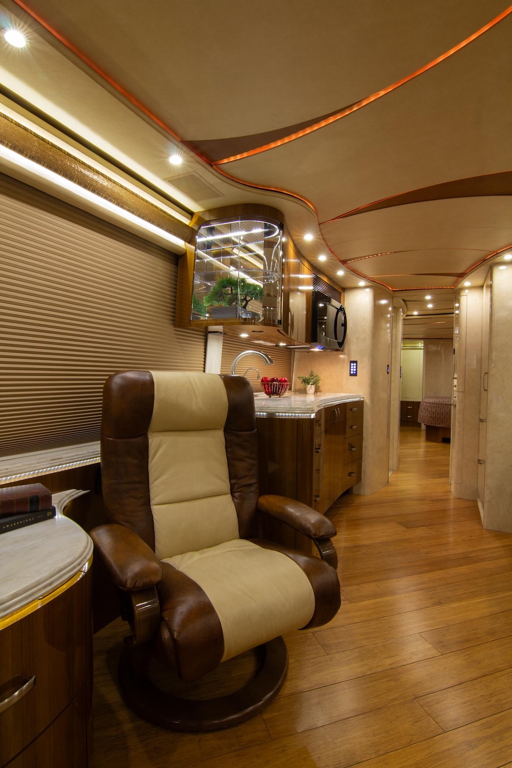 2014 Prevost Marathon H3-45 For Sale
