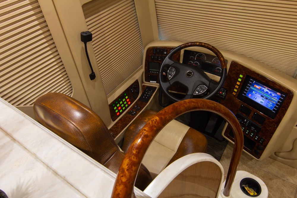 2014 Prevost Marathon H3-45 For Sale