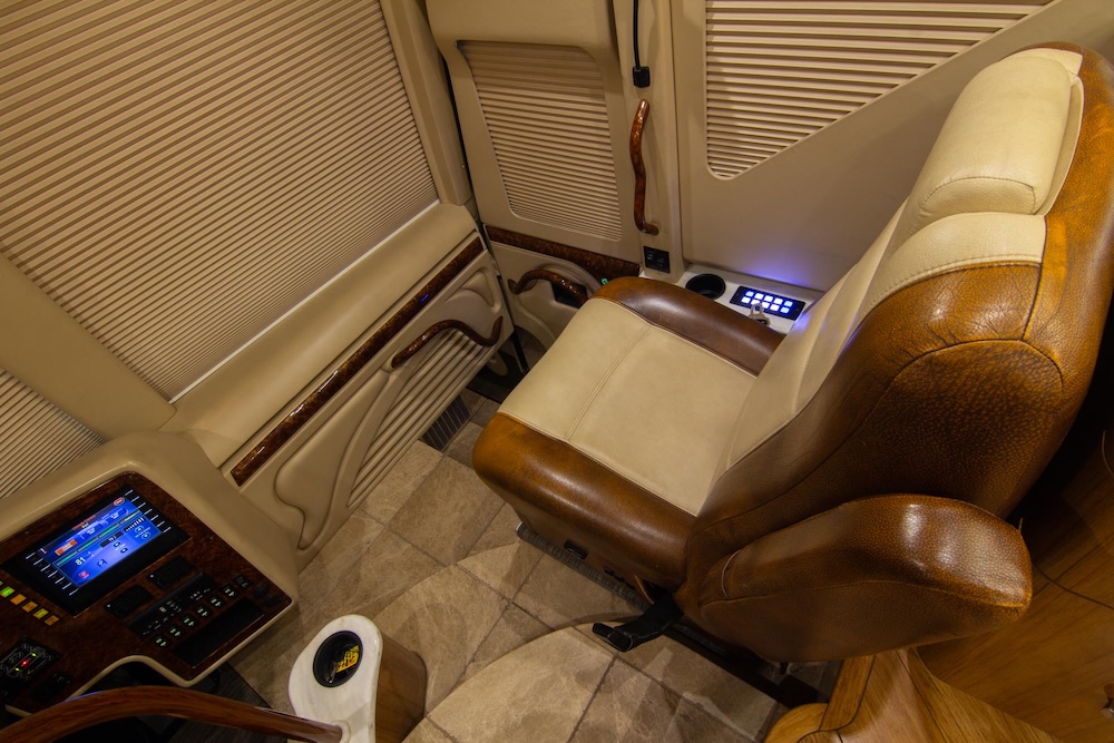 2014 Prevost Marathon H3-45 For Sale