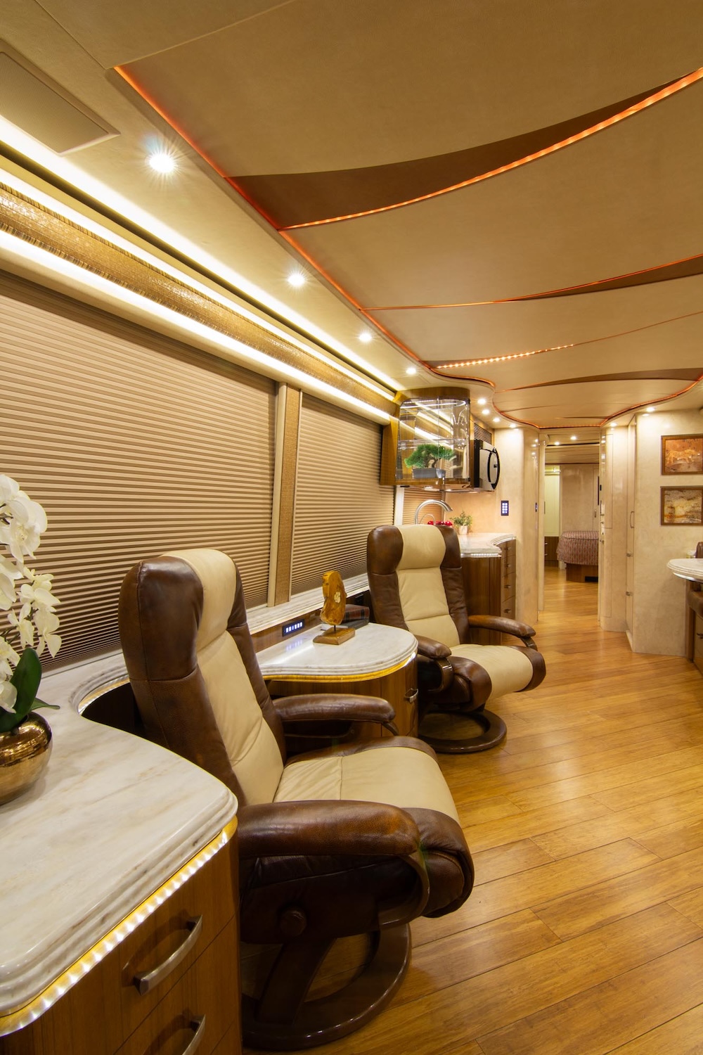 2014 Prevost Marathon H3-45 For Sale