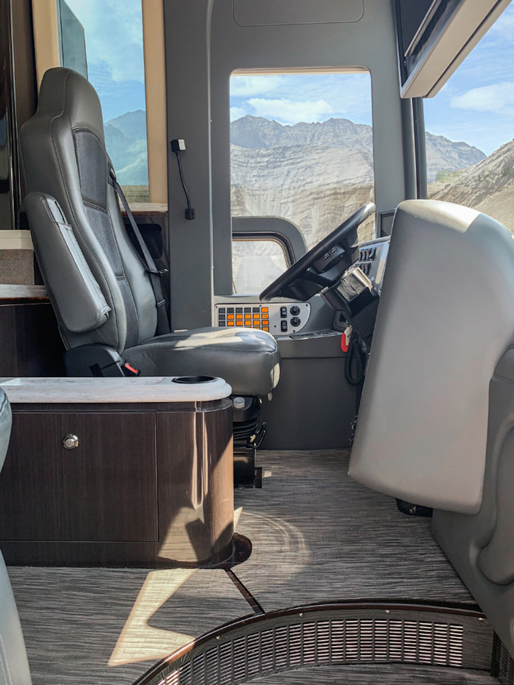 2014 Prevost Marathon X3 For Sale