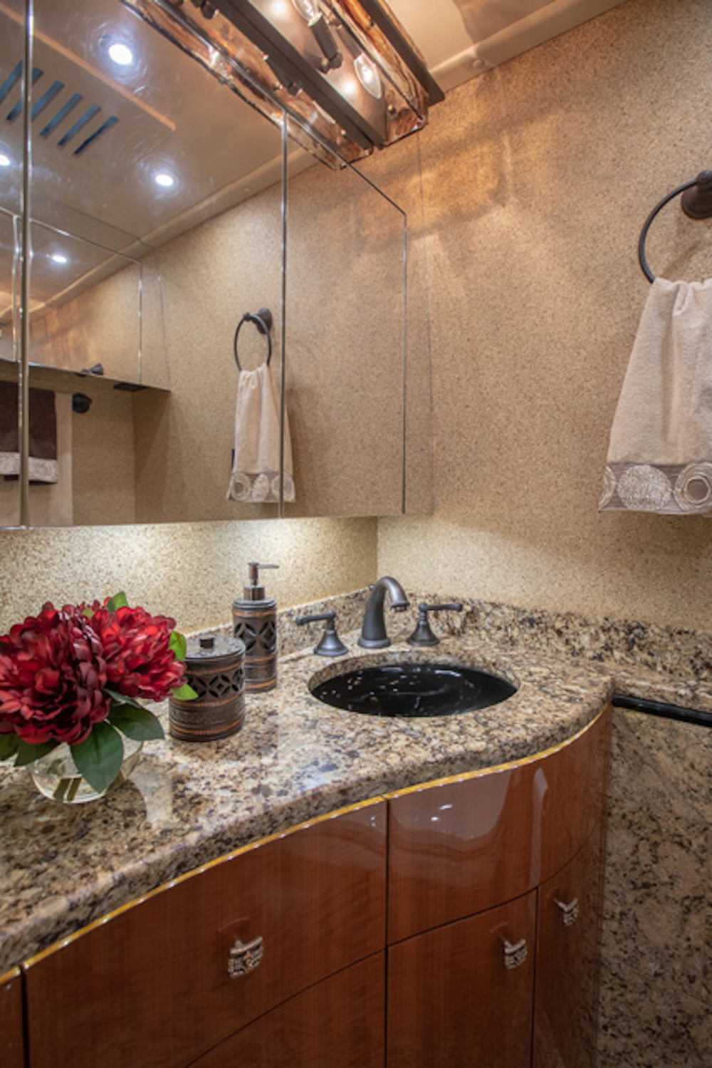 2014 Prevost Millennium H3-45 For Sale