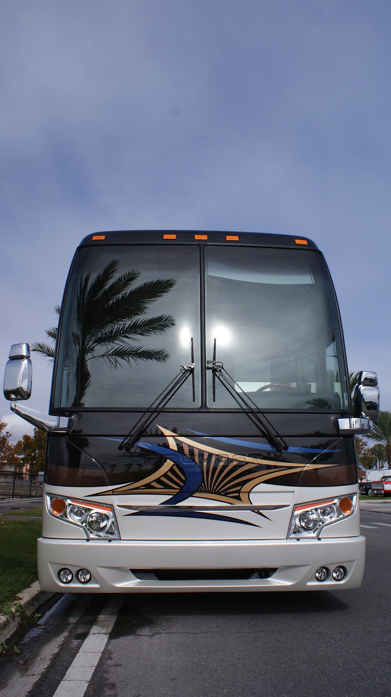 2014 Prevost Millennium H3-45 For Sale